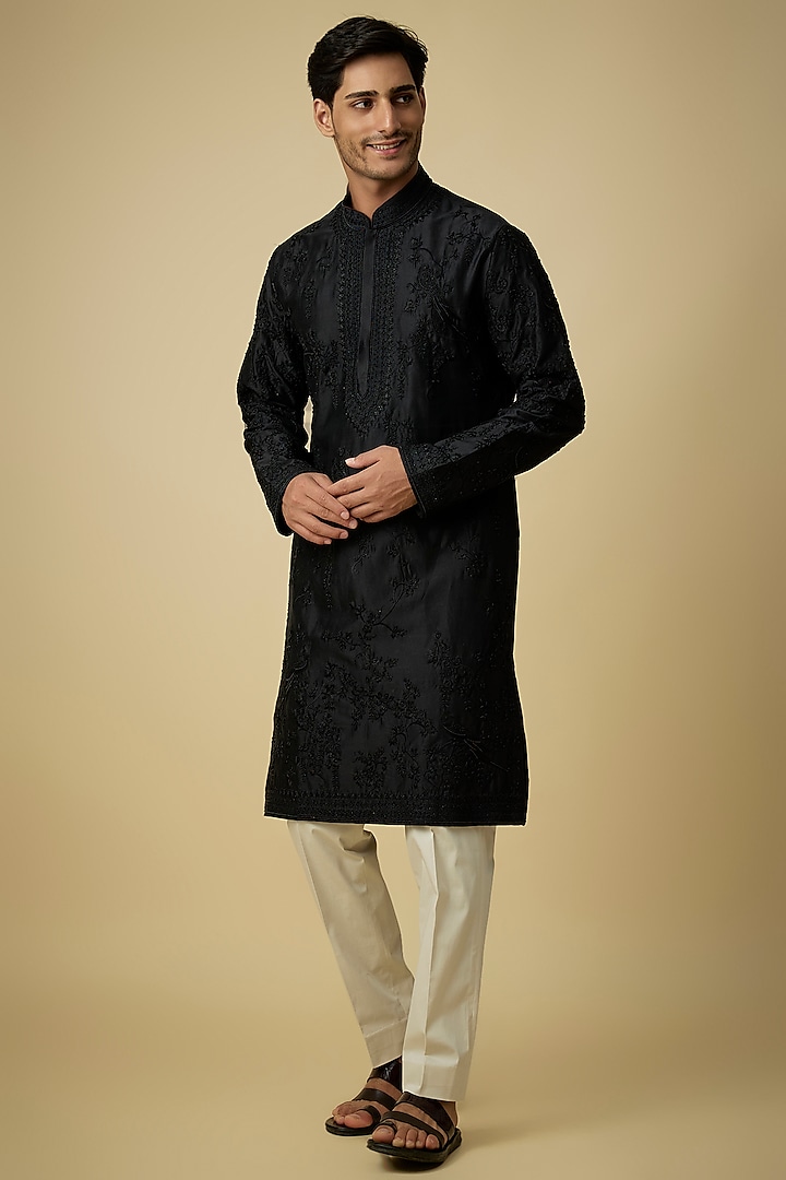 Black Silk Kurta Set by Anushree Reddy Men at Pernia's Pop Up Shop