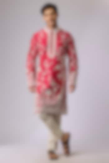 Red Chanderi Kurta Set by Anushree Reddy Men at Pernia's Pop Up Shop