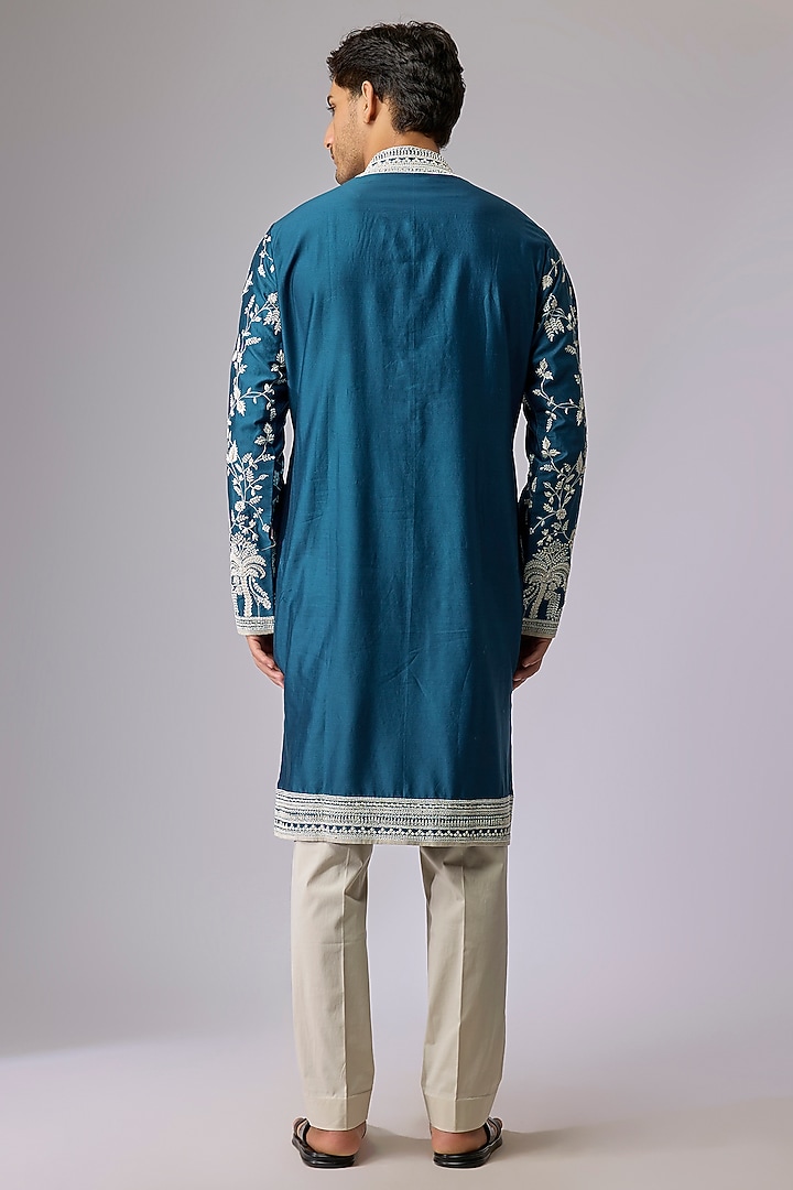 Teal Blue Chanderi Kurta Set by Anushree Reddy Men at Pernia's Pop Up Shop