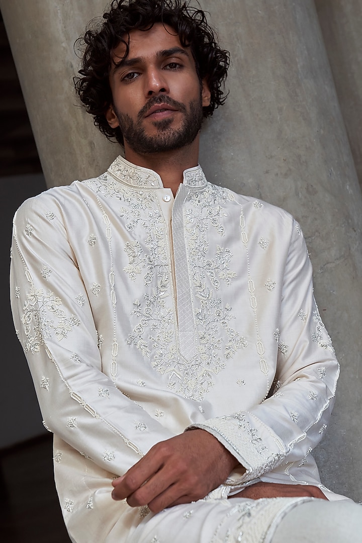 Ivory Chanderi Pearl Embroidered Kurta Set by Anushree Reddy Men at Pernia's Pop Up Shop