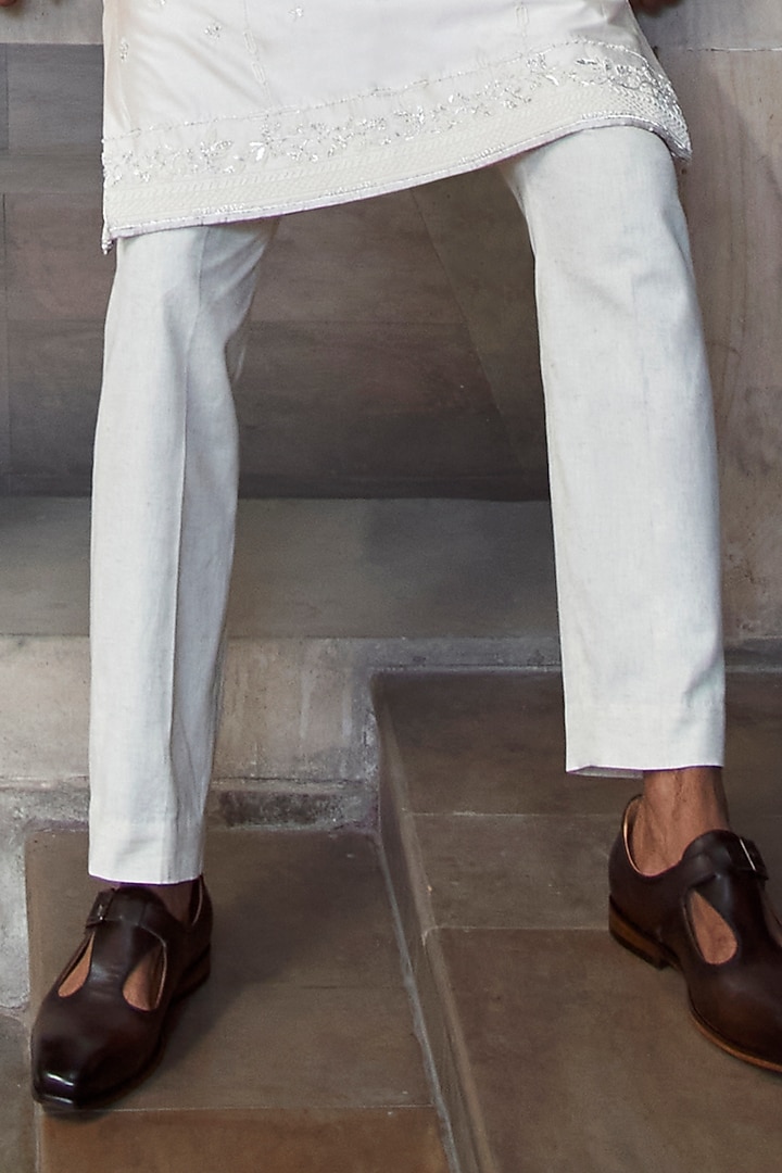 Ivory Chanderi Pearl Embroidered Kurta Set by Anushree Reddy Men at Pernia's Pop Up Shop