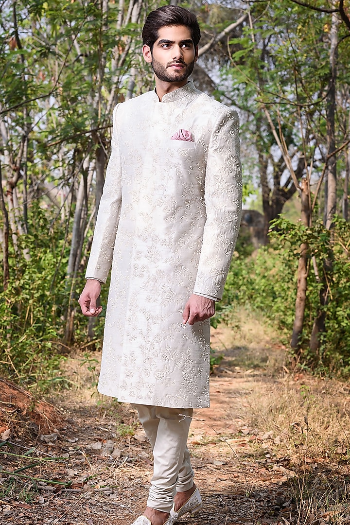Off White Embroidered Sherwani by Anushree Reddy Men