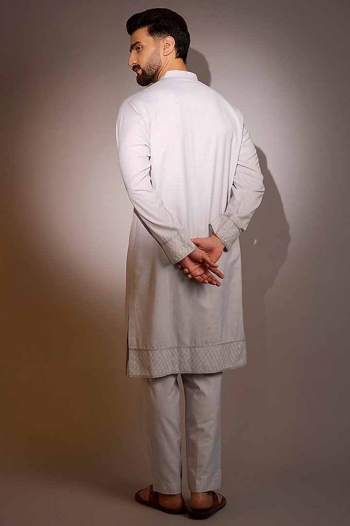 Dusty Pink Slub Cotton Embroidered Kurta Set by Anushree Reddy Men at Pernia's Pop Up Shop