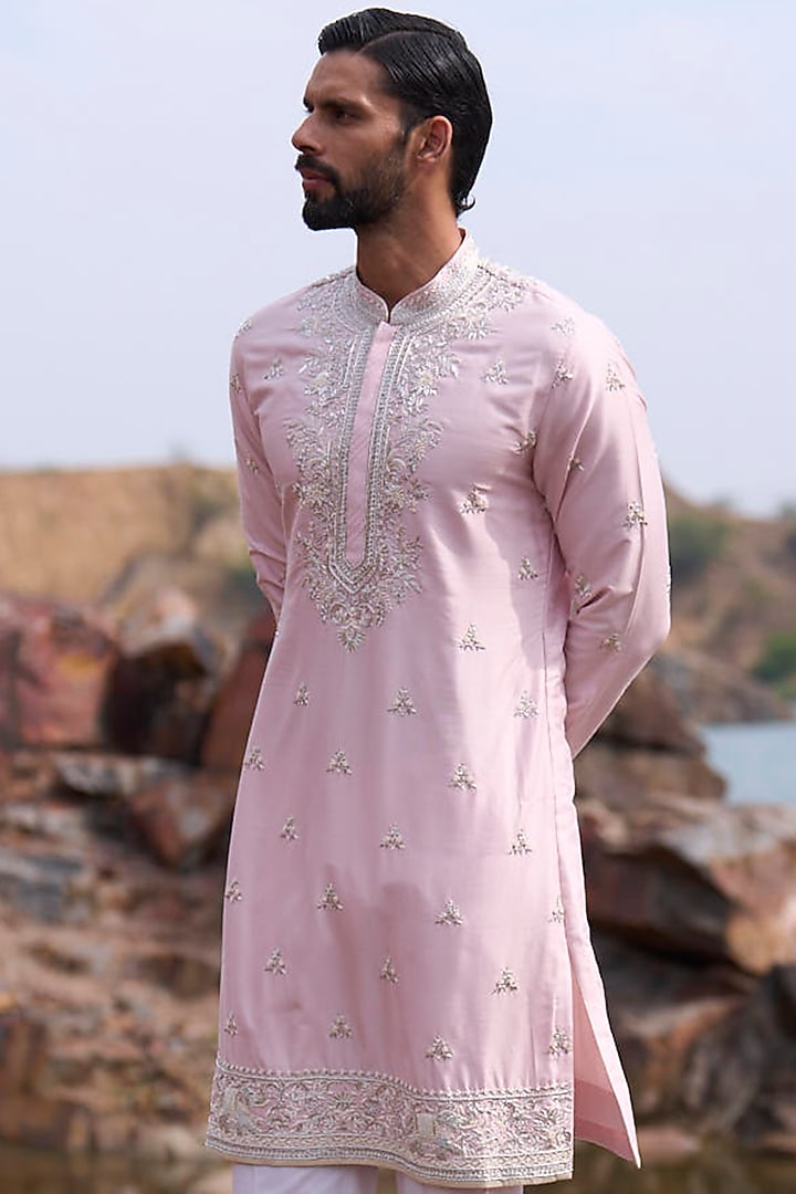 Soft Pink Silk Embroidered Kurta Set by Anushree Reddy Men at Pernia's Pop Up Shop