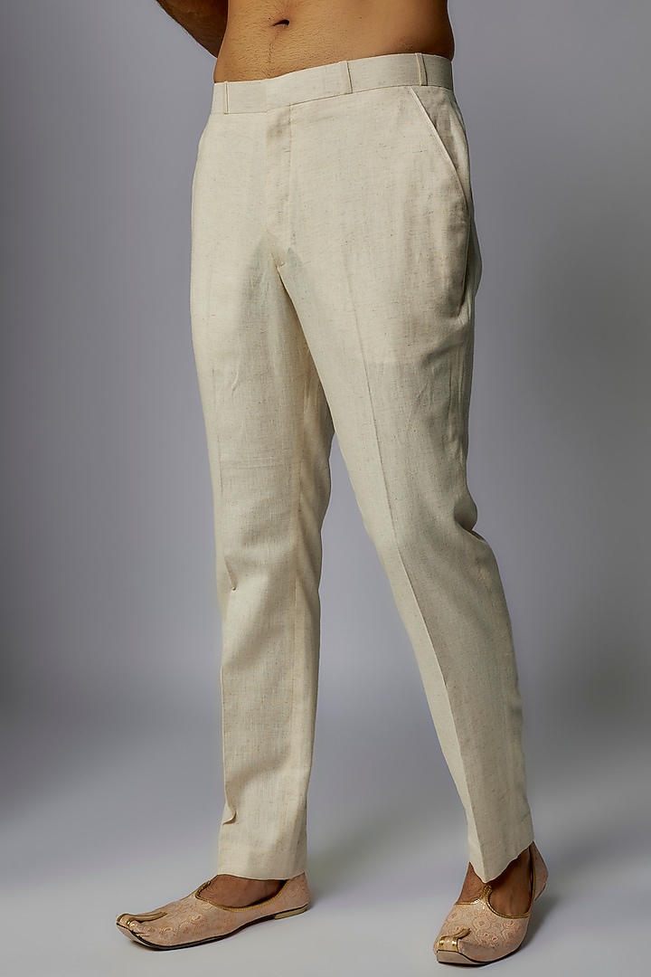 Ivory Raw Silk Thread Embroidered Groom Sherwani Set by Anushree Reddy Men at Pernia's Pop Up Shop