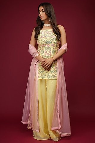 Lemon Yellow & Pink Embroidered Kurta Set by Label Anshita Garg