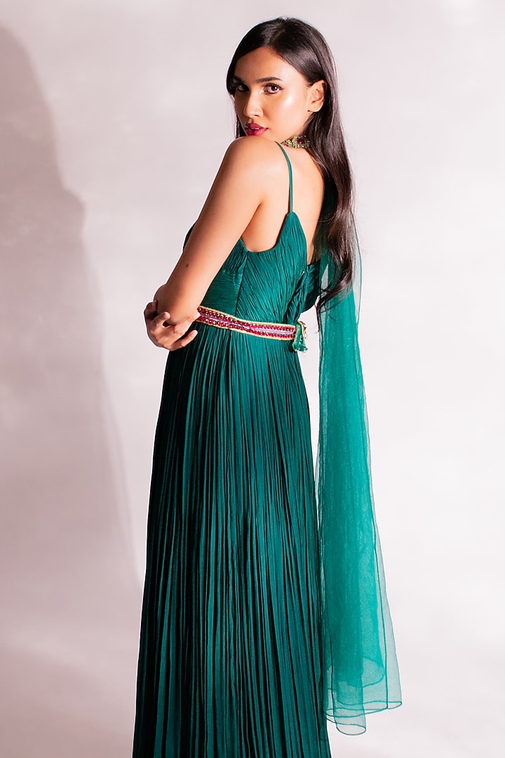 Bottle Green Georgette Ruched Kurta Set by Anshika Tak Label at Pernia's Pop Up Shop