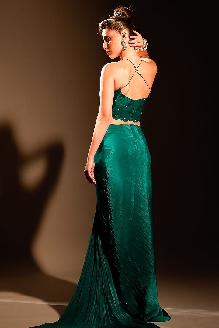 Emerald Green Crepe Draped Party Wear Saree Set by Anshika Tak Label at Pernia's Pop Up Shop