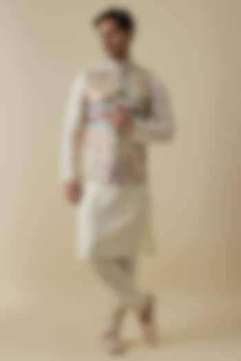 Ivory Bangalore Silk Floral Embroidered Bundi Jacket Set by AANURAG DALMIA at Pernia's Pop Up Shop