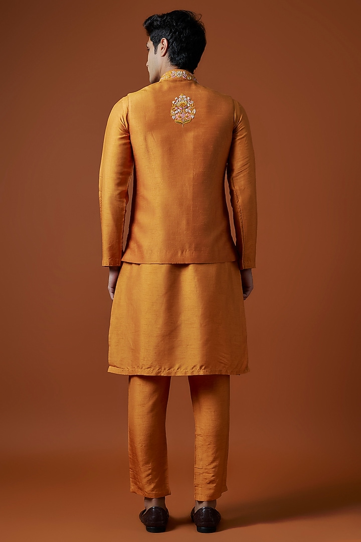 Orange Bangalori Silk Hand Embellished Bundi Jacket Set by AANURAG DALMIA at Pernia's Pop Up Shop