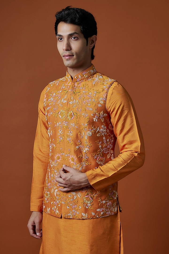 Orange Bangalori Silk Hand Embellished Bundi Jacket Set by AANURAG DALMIA at Pernia's Pop Up Shop