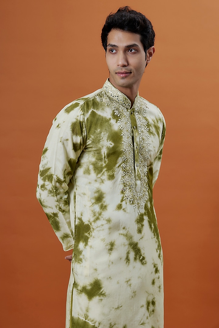 Green Mysore Silk Mirror Hand Embellished Tie-Dye Kurta Set by AANURAG DALMIA at Pernia's Pop Up Shop