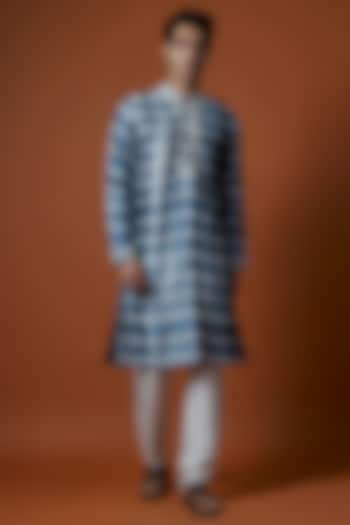 Blue Mysore Silk Hand Embroidered Tie-Dye Kurta Set by AANURAG DALMIA at Pernia's Pop Up Shop