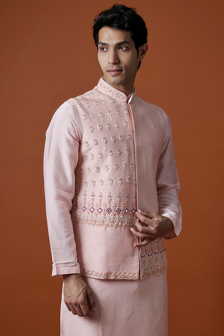 Pink Bangalori Silk Floral Motifs Hand Embellished Bundi Jacket Set by AANURAG DALMIA at Pernia's Pop Up Shop