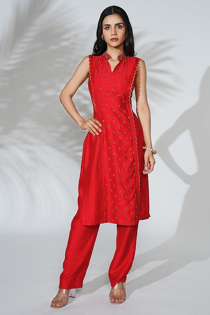 Red Linen Silk Cutdana Embroidered Kurta Set by Anu Pellakuru at Pernia's Pop Up Shop