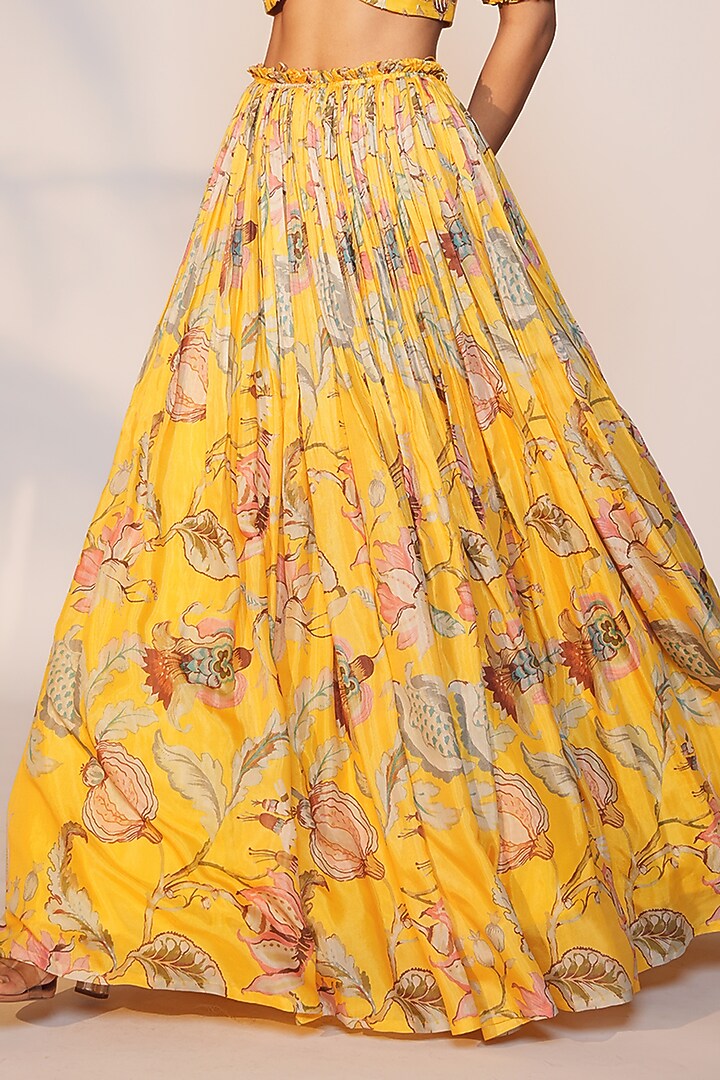 Yellow Muslin Silk Printed & Pearl Embroidered Flared Wedding Lehenga Set by Anu Pellakuru at Pernia's Pop Up Shop