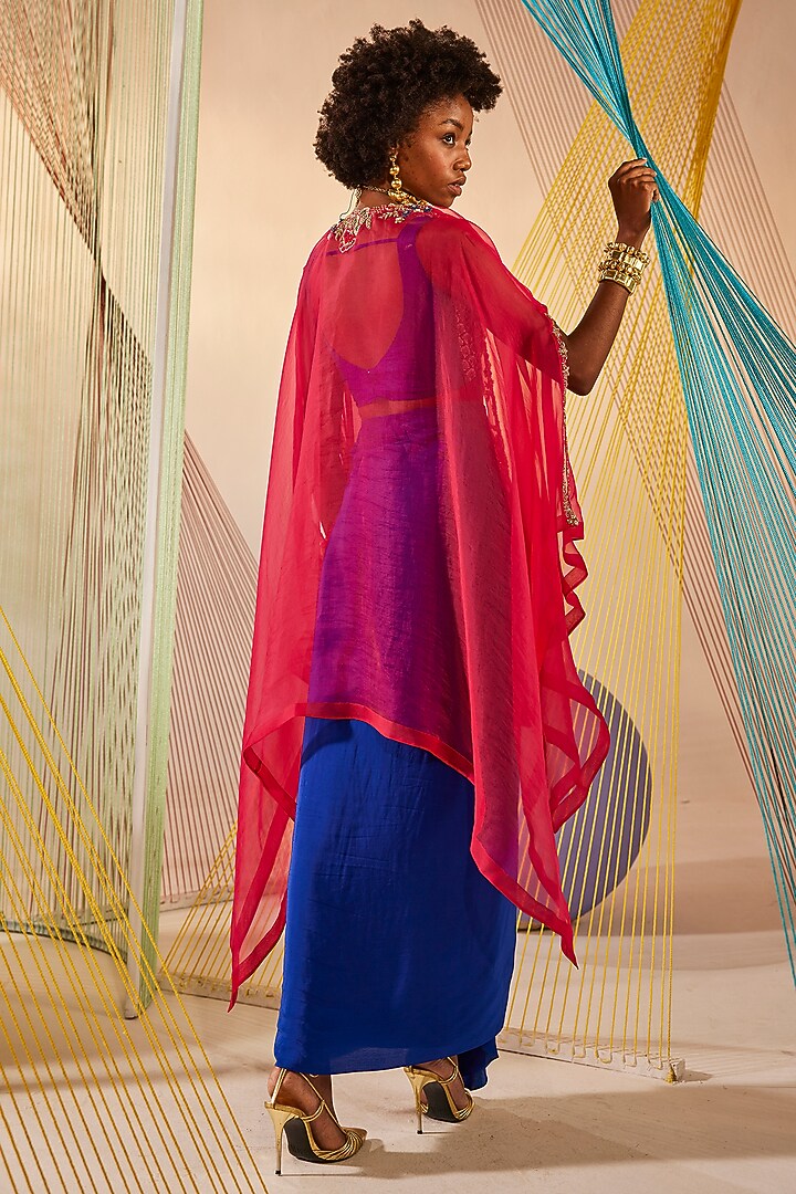 Raspberry Hand-Dyed Organza Zardosi Embroidered Cape Set by Anu Pellakuru at Pernia's Pop Up Shop