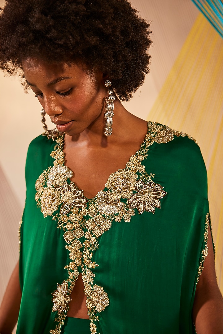 Emerald Green Modal Silk Zardosi Embroidered Cape Set by Anu Pellakuru at Pernia's Pop Up Shop