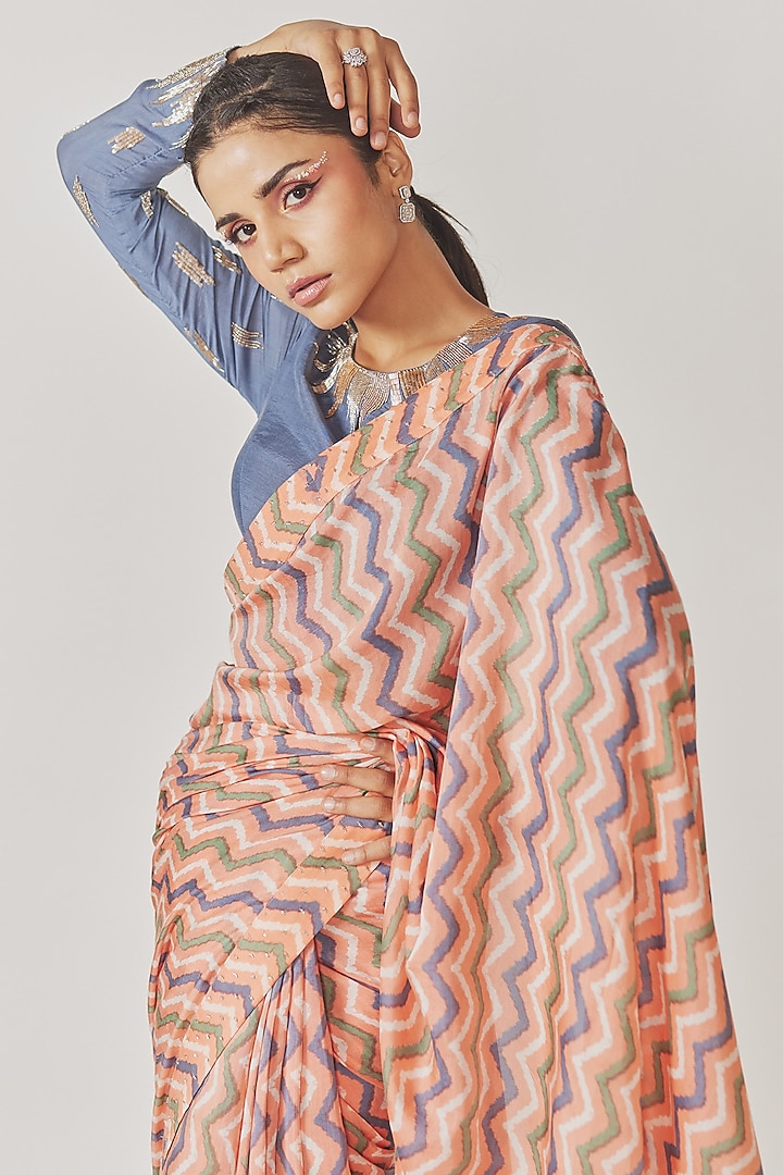 Peach Muslin Silk Chevron Printed Wedding Saree Set by Anu Pellakuru at Pernia's Pop Up Shop