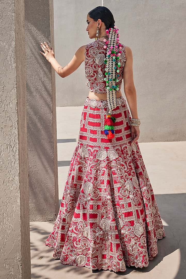 Scarlet Red Raw Silk Floral Hand Embroidered Bridal Lehenga Set by Anu Pellakuru at Pernia's Pop Up Shop