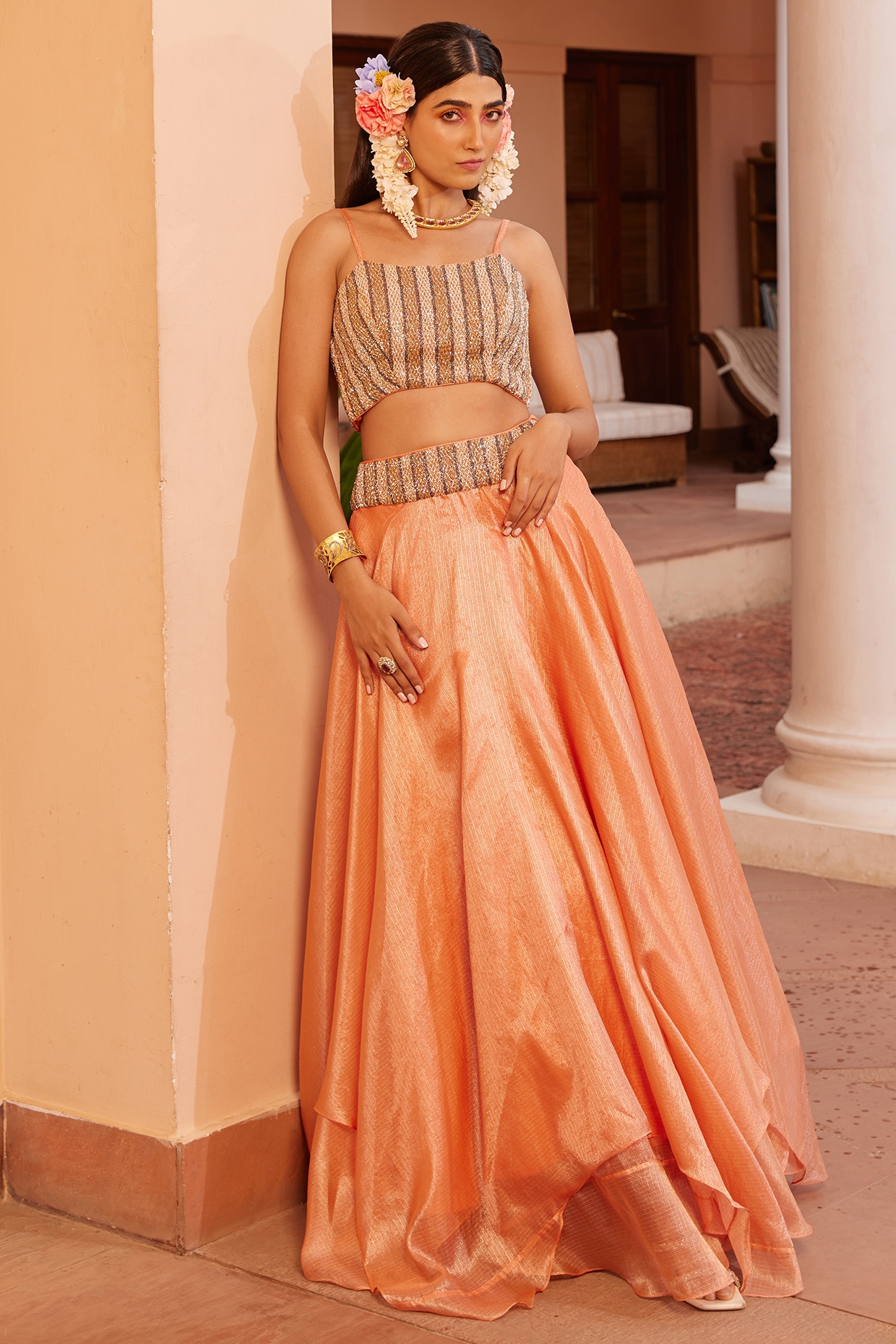 Crop Top Lehenga: Adding a Contemporary Twist to Traditional Attire | Zeel  Clothing