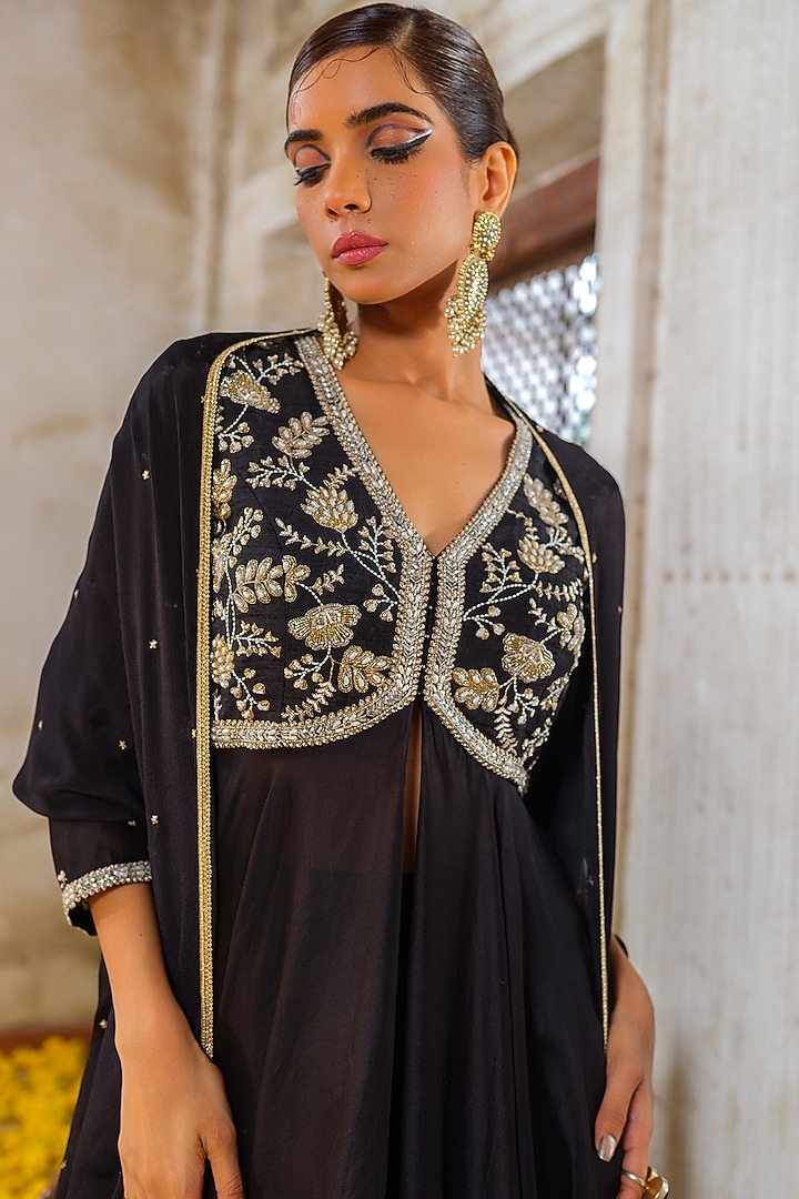 Black Chanderi Silk Cutdana Embroidered Wedding Anarkali Set by Anu Pellakuru at Pernia's Pop Up Shop