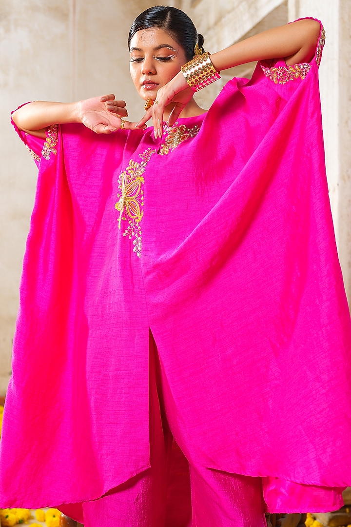 Hot Pink Linen Silk Zari & Pearl Embroidered Kaftan Tunic Set by Anu Pellakuru at Pernia's Pop Up Shop