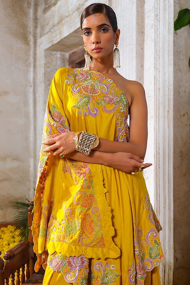 Mustard Yellow Pure Silk Floral Hand Embroidered One-Shoulder Kaftan Set by Anu Pellakuru at Pernia's Pop Up Shop