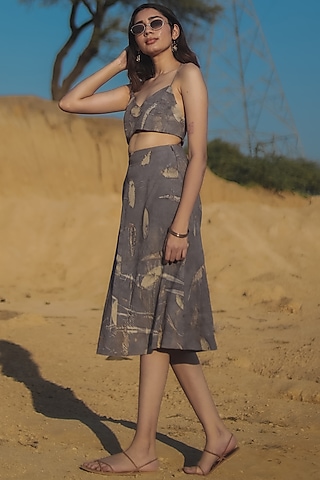 Grey Printed Crop Top by Anurav