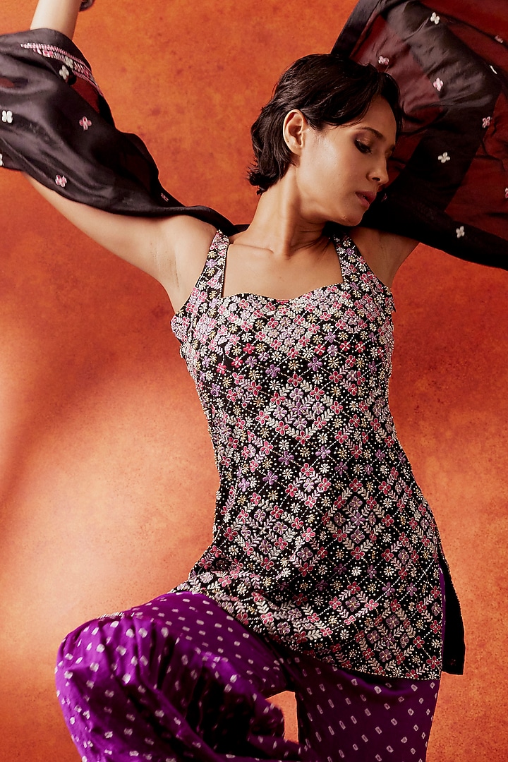 Purple Gajji Silk Bandhani Gharara Set by Anushka Khanna at Pernia's Pop Up Shop