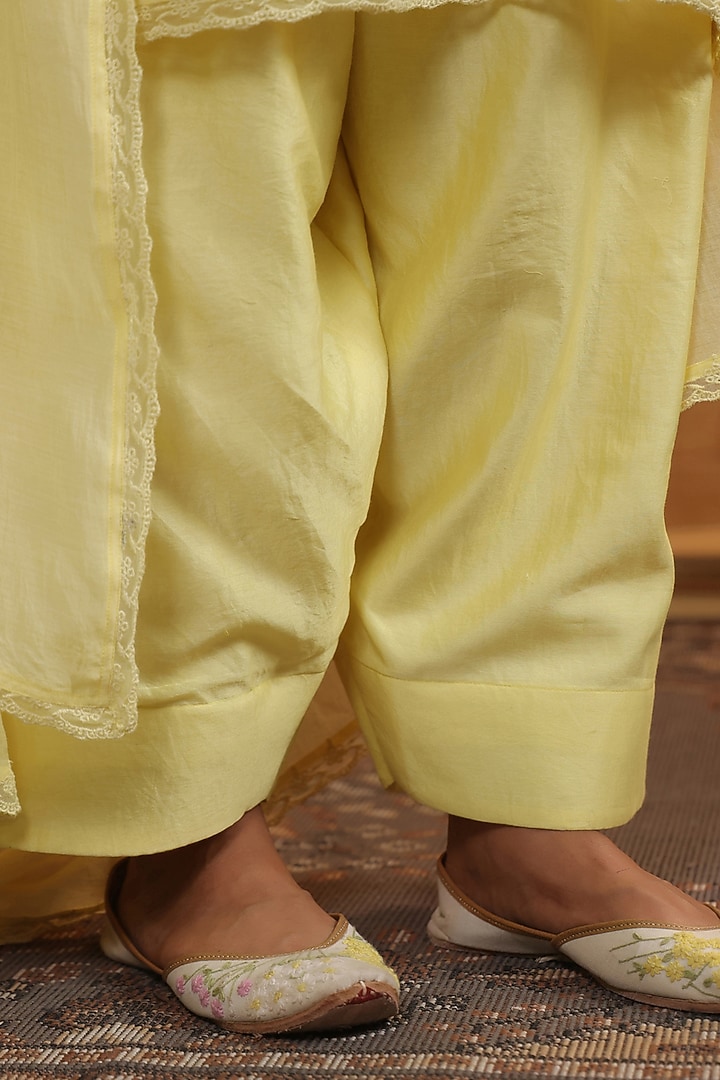 Lemon Yellow Chanderi Dori Work Straight Short Kurta Set by ANSHU WADHWA at Pernia's Pop Up Shop
