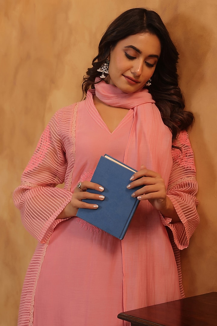 Pink Chanderi Dori Work A-Line Kurta Set by ANSHU WADHWA at Pernia's Pop Up Shop