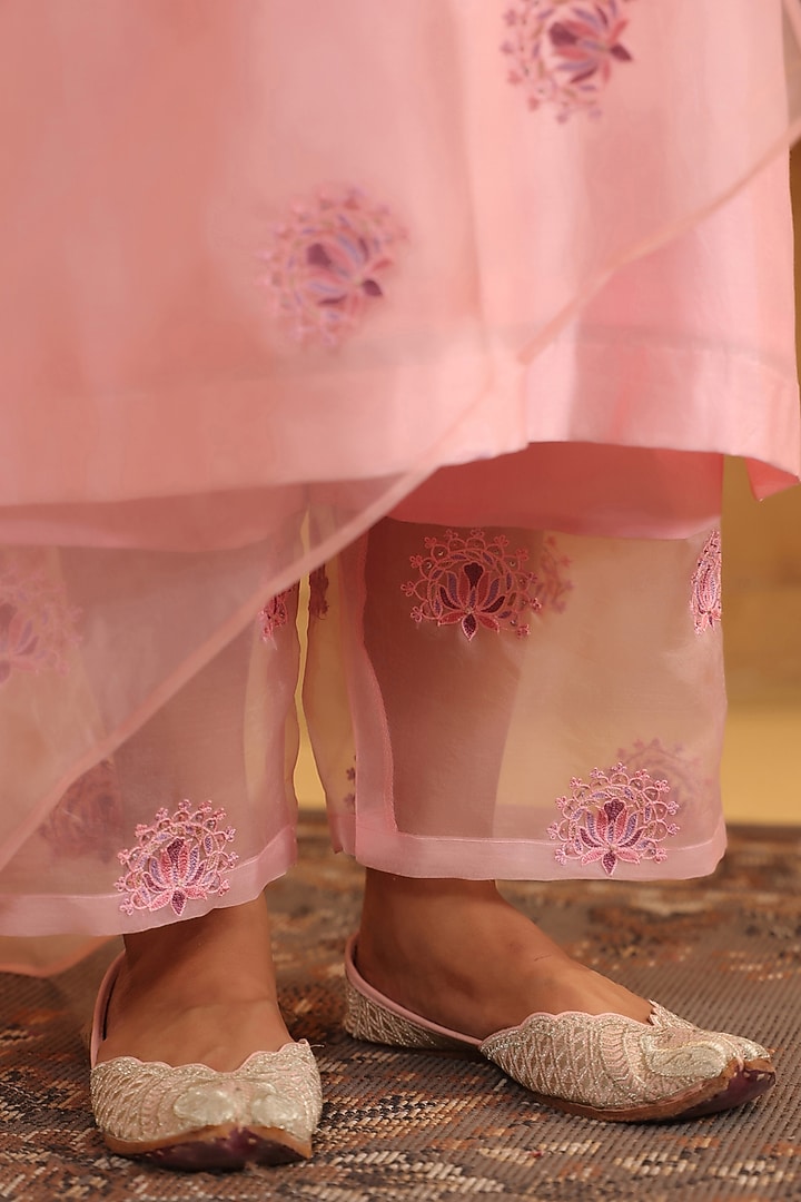 Pink Silk Chanderi Thread & Sequin Work A-Line Kurta Set by ANSHU WADHWA at Pernia's Pop Up Shop