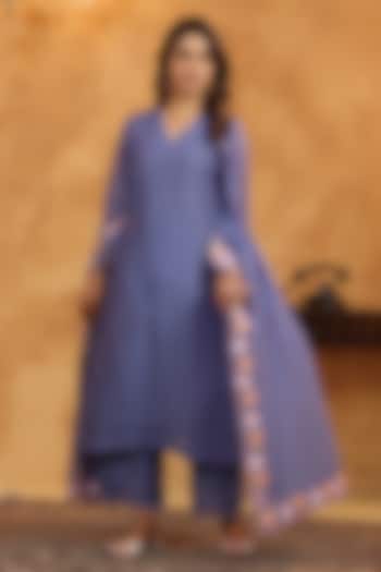Indigo Moon Chanderi A-Line Scalloped Kurta Set by ANSHU WADHWA at Pernia's Pop Up Shop