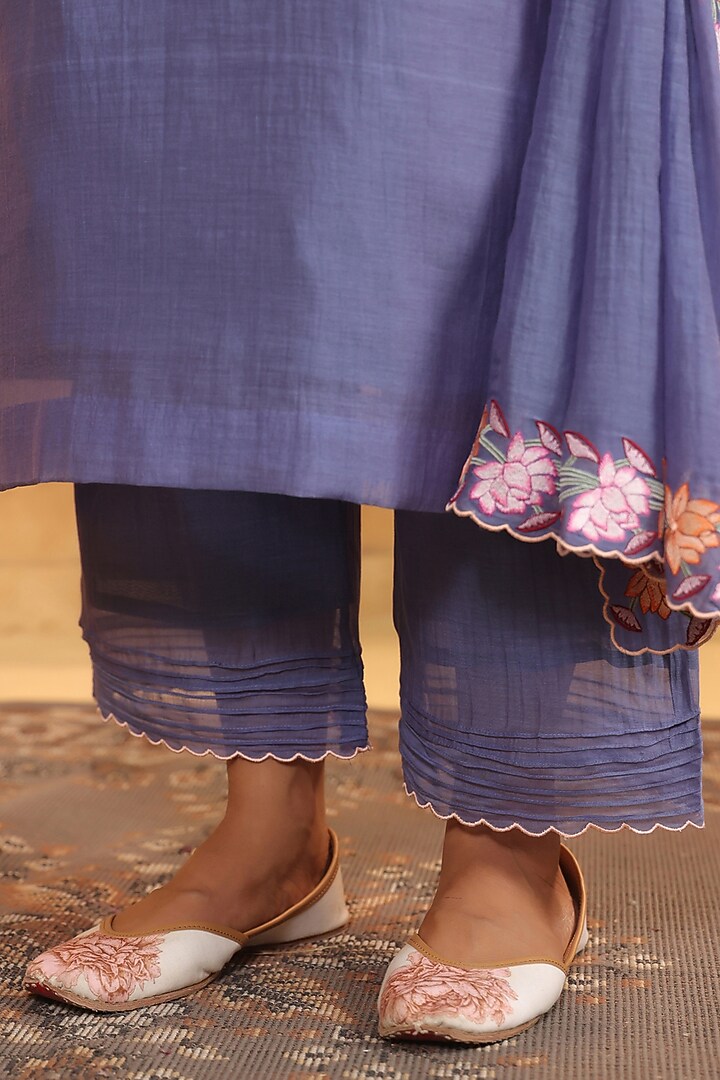 Indigo Moon Chanderi A-Line Scalloped Kurta Set by ANSHU WADHWA at Pernia's Pop Up Shop