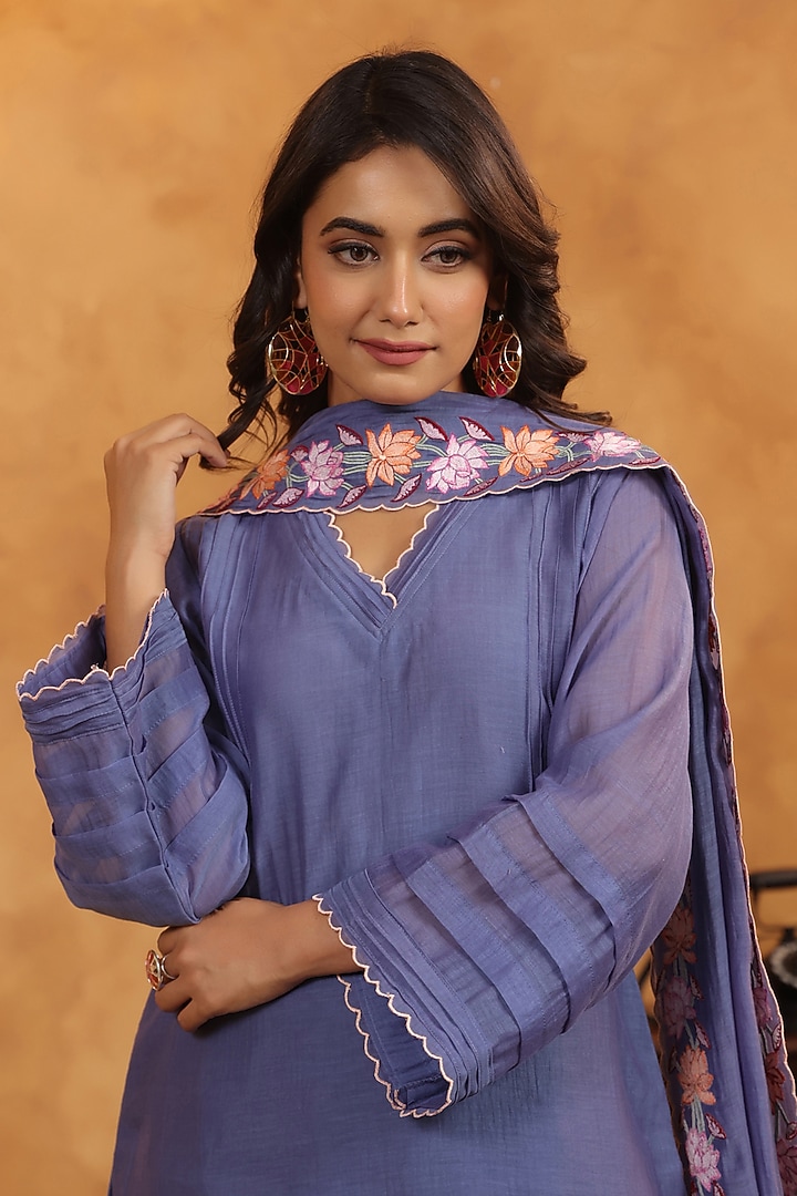 Indigo Moon Chanderi A-Line Scalloped Kurta Set by ANSHU WADHWA at Pernia's Pop Up Shop
