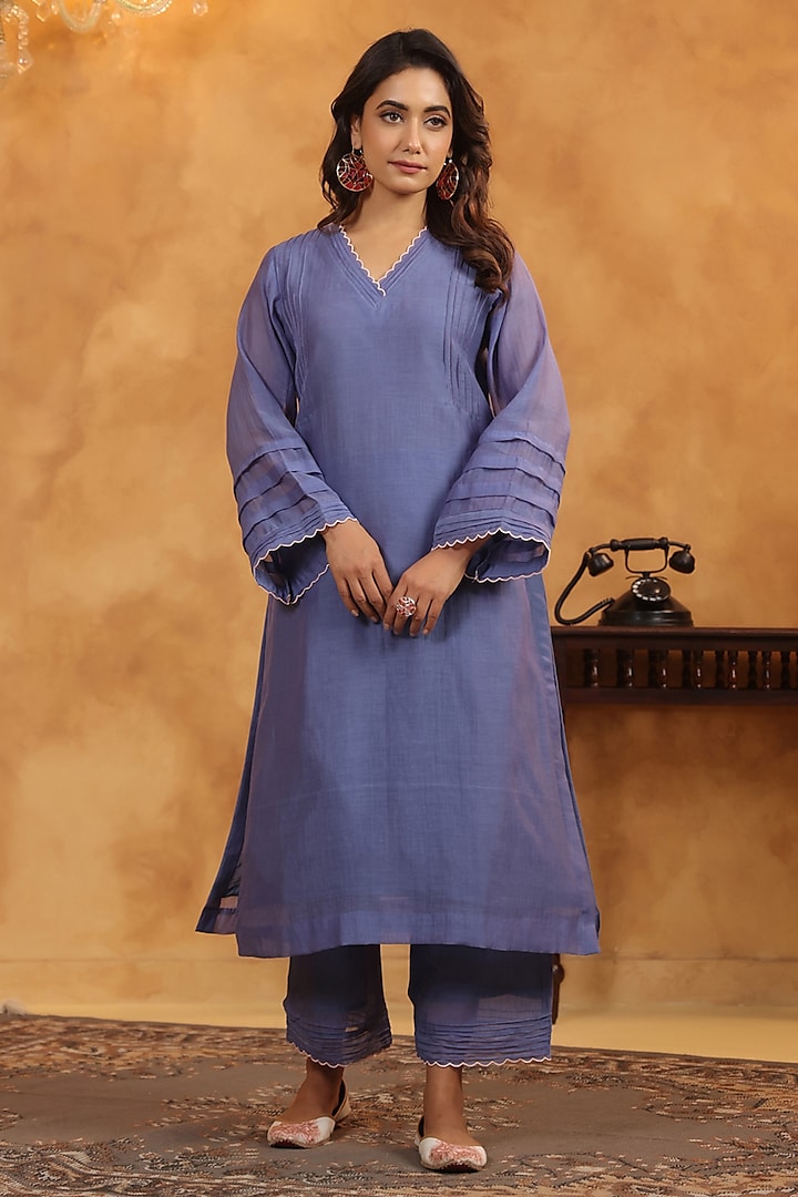 Indigo Moon Chanderi A-Line Scalloped Kurta Set by ANSHU WADHWA at Pernia's Pop Up Shop