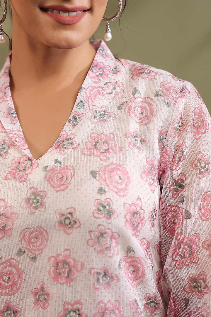 Off-White & Pink Cotton Handblock Printed Kurta Set by ANSHU WADHWA at Pernia's Pop Up Shop