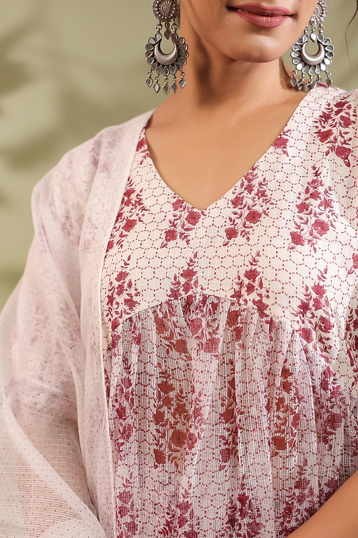 Off-White Cotton & Kota Doria Handblock Printed Kurta Set by ANSHU WADHWA at Pernia's Pop Up Shop