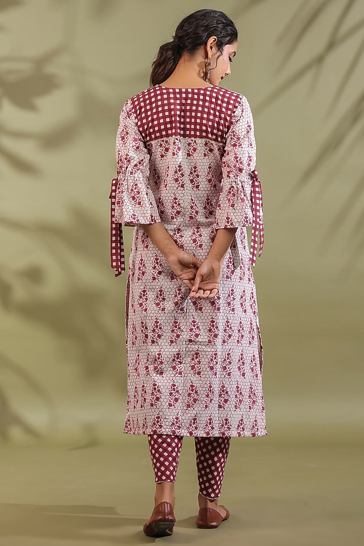 White & Red Cotton Printed Kurta Set by ANSHU WADHWA at Pernia's Pop Up Shop