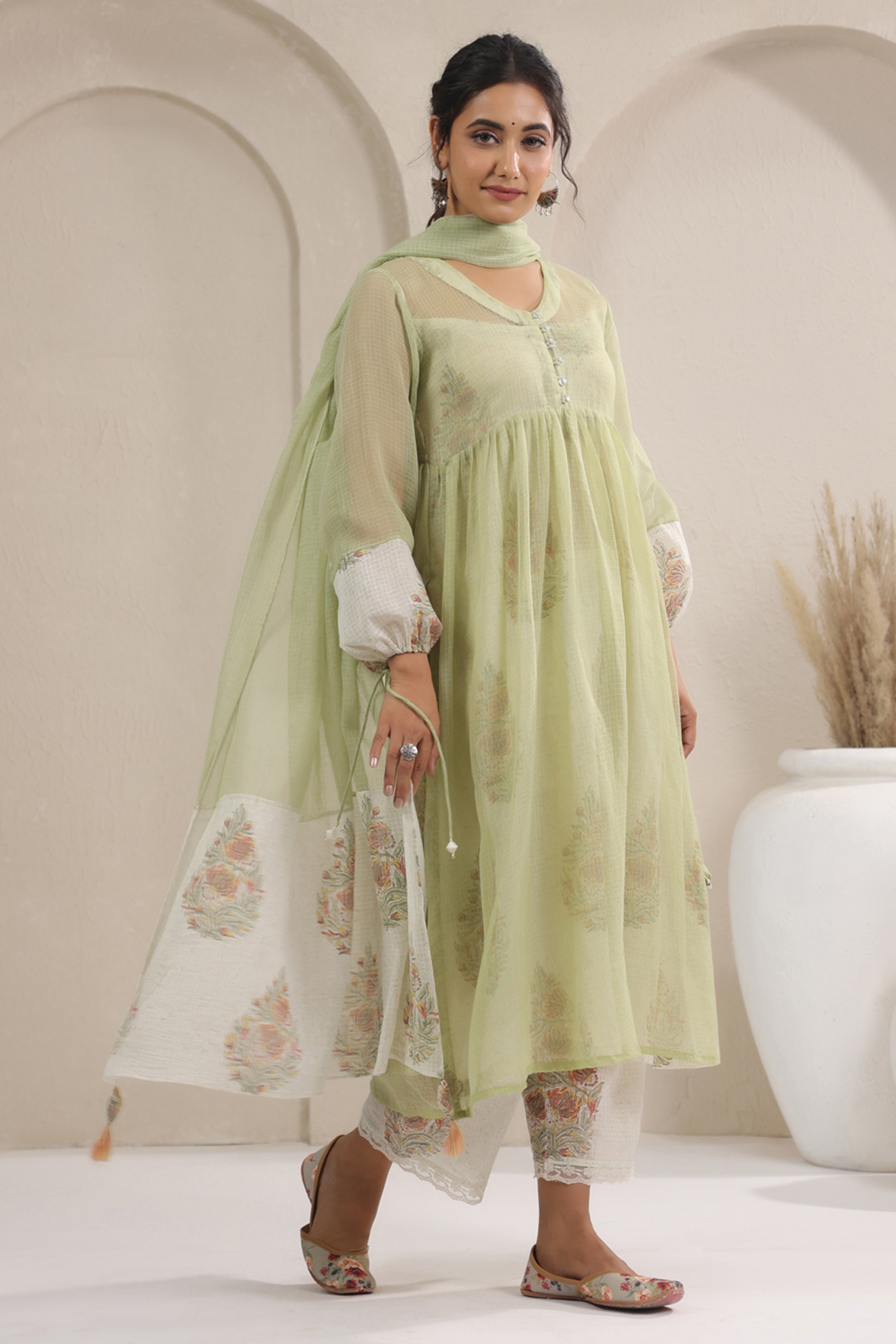 Green Cotton Printed A-Line Kurta Set by ANSHU WADHWA at Pernia's Pop Up Shop