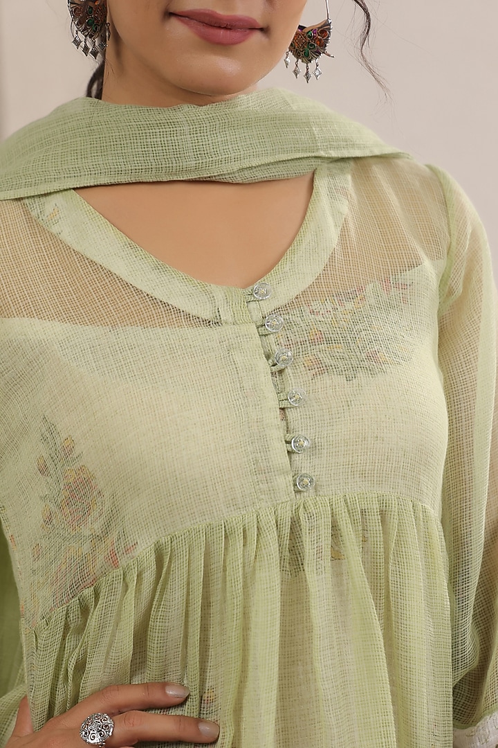 Green Cotton Printed A-Line Kurta Set by ANSHU WADHWA at Pernia's Pop Up Shop