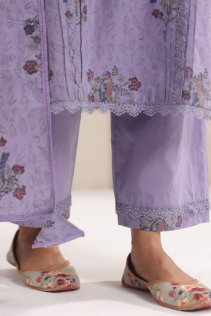 Mauve Cotton Printed Straight Kurta Set by ANSHU WADHWA at Pernia's Pop Up Shop