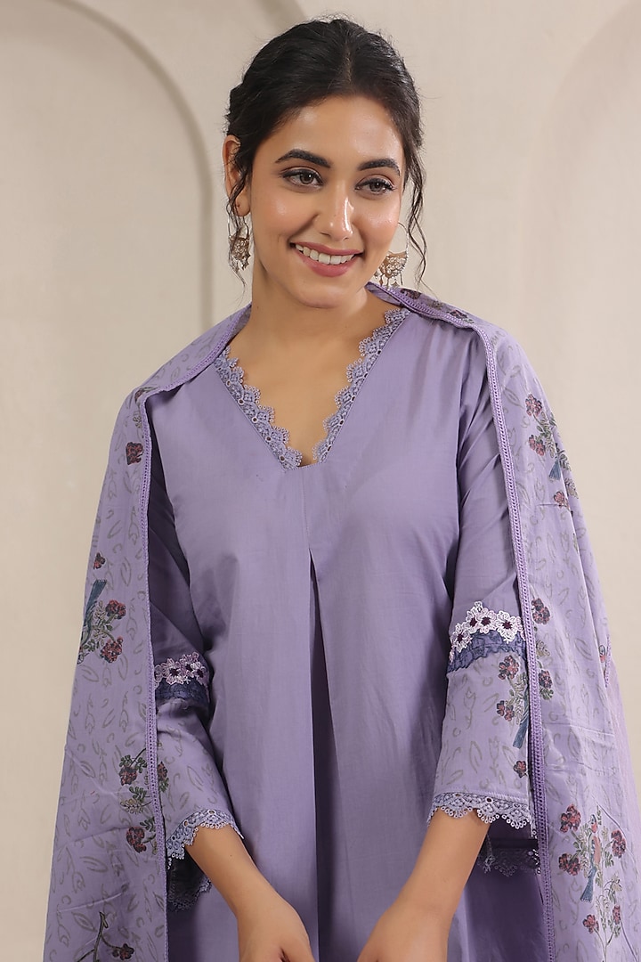 Mauve Cotton Printed A-Line Kurta Set by ANSHU WADHWA at Pernia's Pop Up Shop