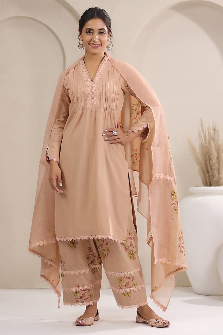 Beige Cotton A-Line Kurta Set by ANSHU WADHWA at Pernia's Pop Up Shop