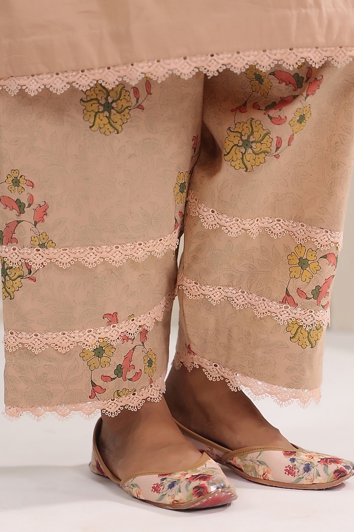 Beige Cotton A-Line Kurta Set by ANSHU WADHWA at Pernia's Pop Up Shop