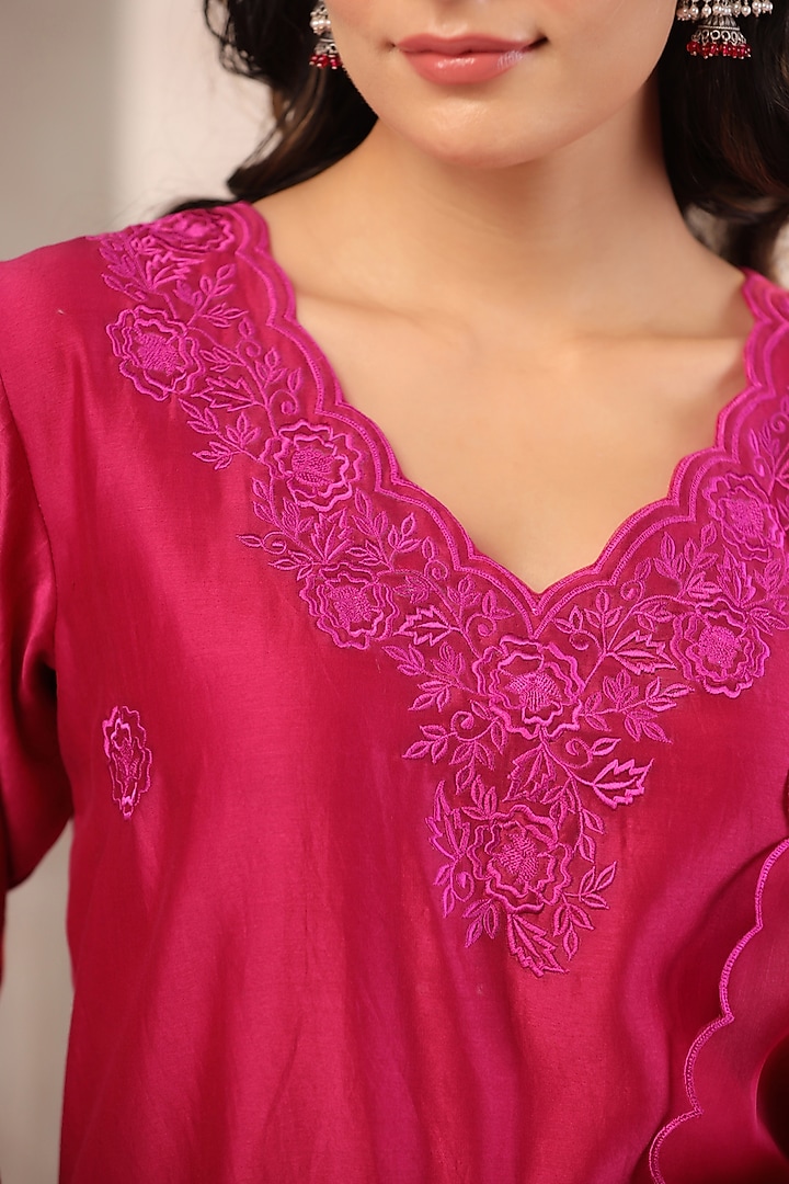 Hot Pink Chanderi Embroidered Kurta Set by ANSHU WADHWA at Pernia's Pop Up Shop