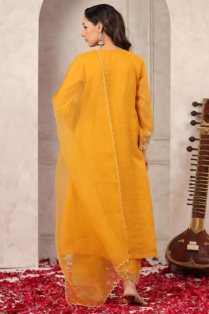 Mustard Yellow Tissue Chanderi Embroidered Kurta Set by ANSHU WADHWA at Pernia's Pop Up Shop