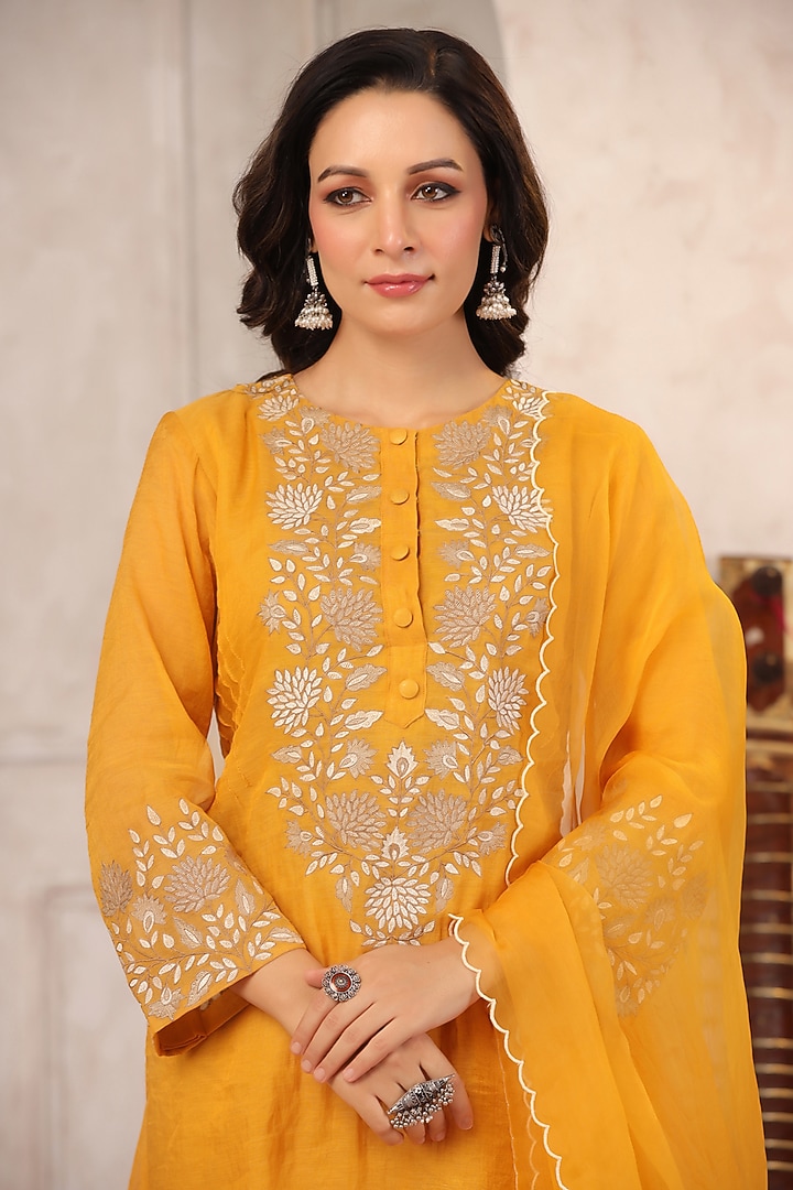 Mustard Yellow Tissue Chanderi Embroidered Kurta Set by ANSHU WADHWA at Pernia's Pop Up Shop