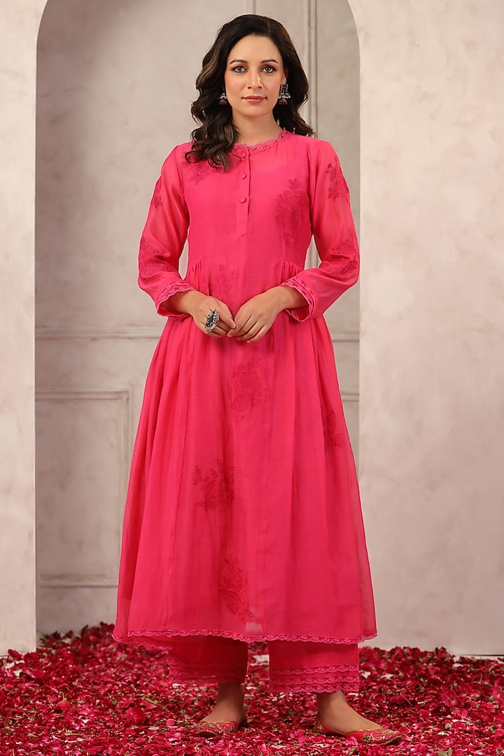 Hot Pink Chanderi Embroidered Kurta Set by ANSHU WADHWA at Pernia's Pop Up Shop